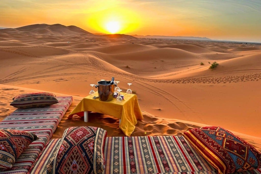 Sunset dinner on the GTlife Desert Experience