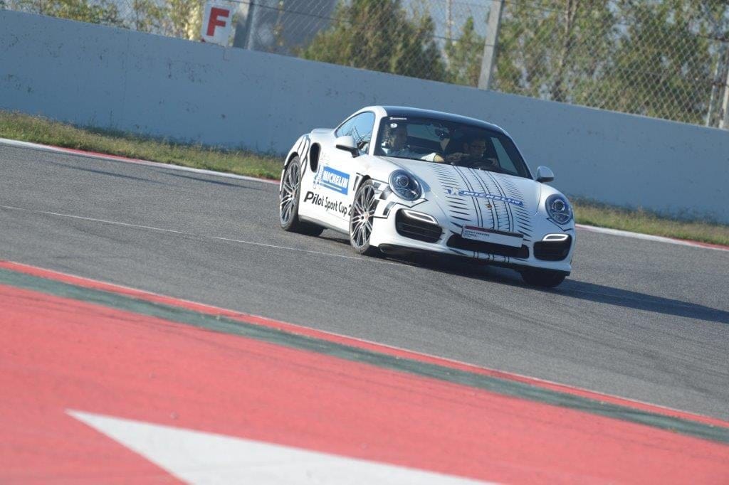 GTlife circuit session with a Porsche