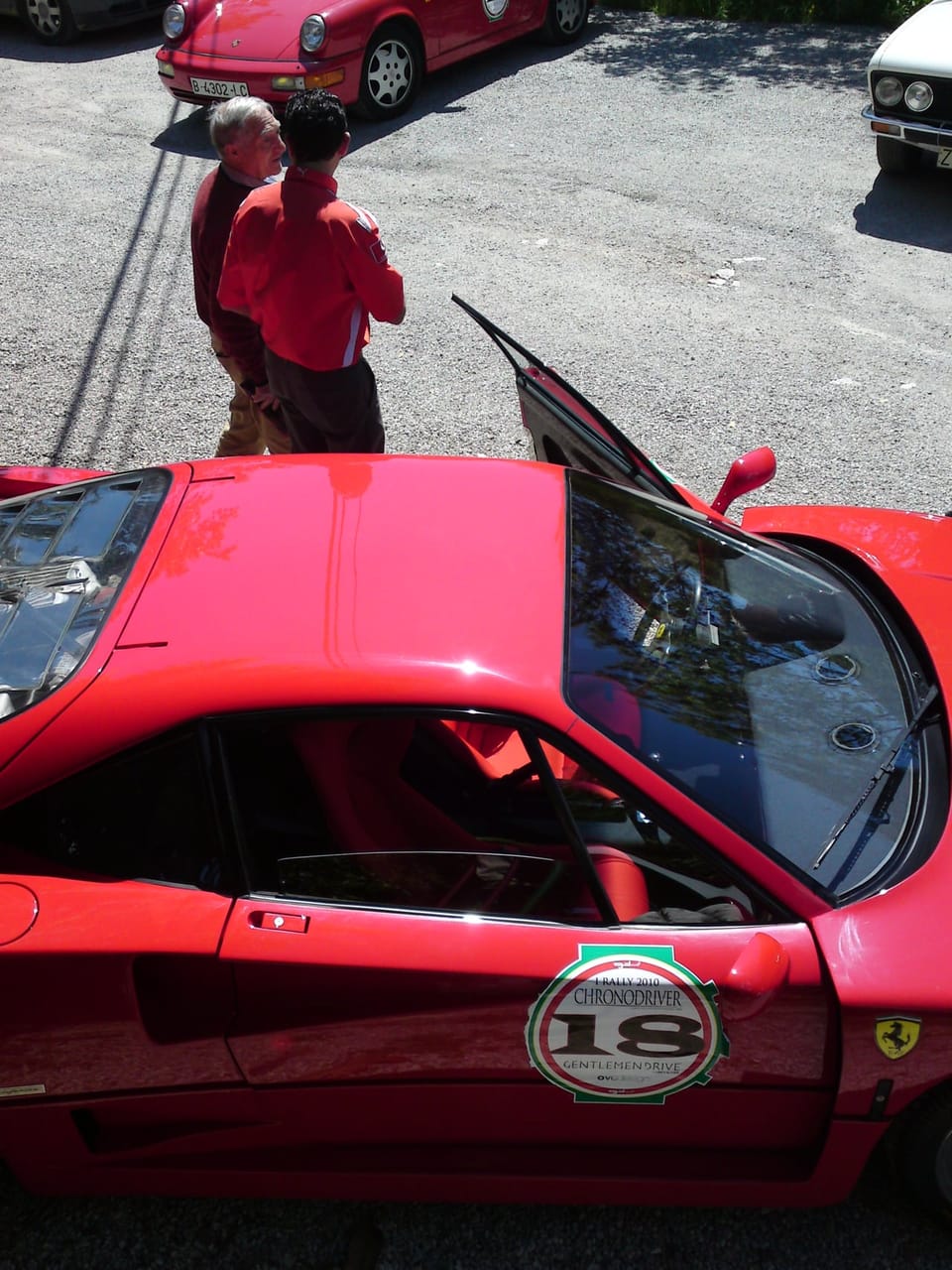 Red GTlife Ferrari F40 at the 2010 Chronodriver rally